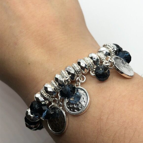 Piper Madison Silver Tone & Blue Bead Dangly Charm Stretch Bracelet NWT - Picture 4 of 5